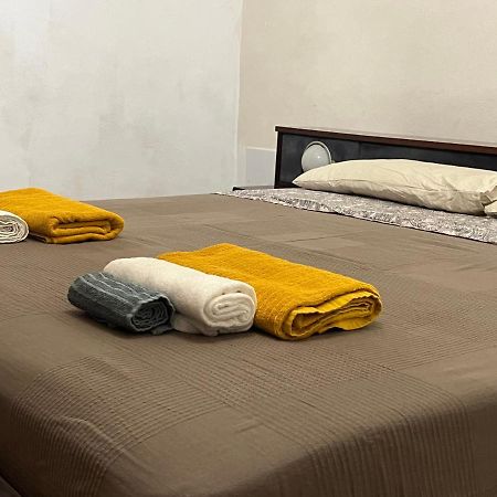 Casa Di Mirto Bed & Breakfast Chiaramonte Gulfi Exterior foto