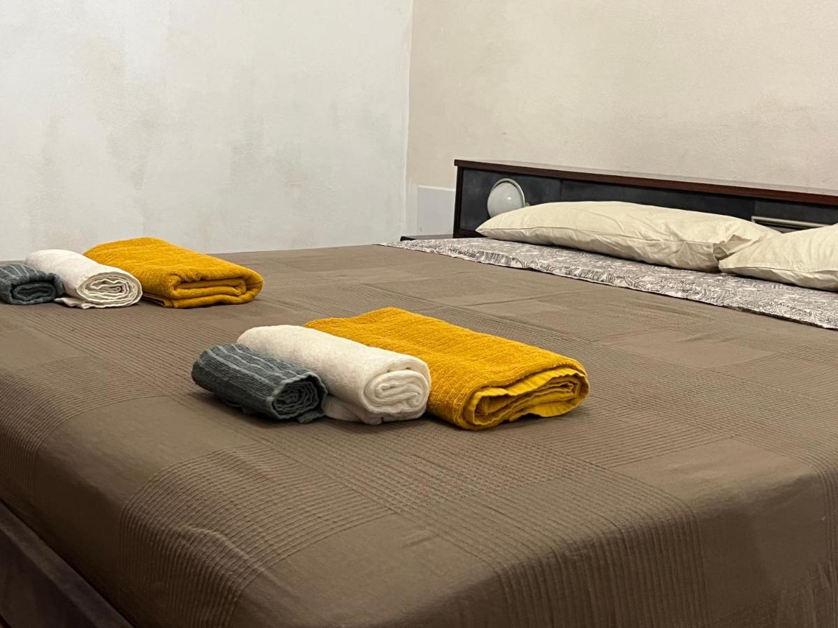 Casa Di Mirto Bed & Breakfast Chiaramonte Gulfi Exterior foto